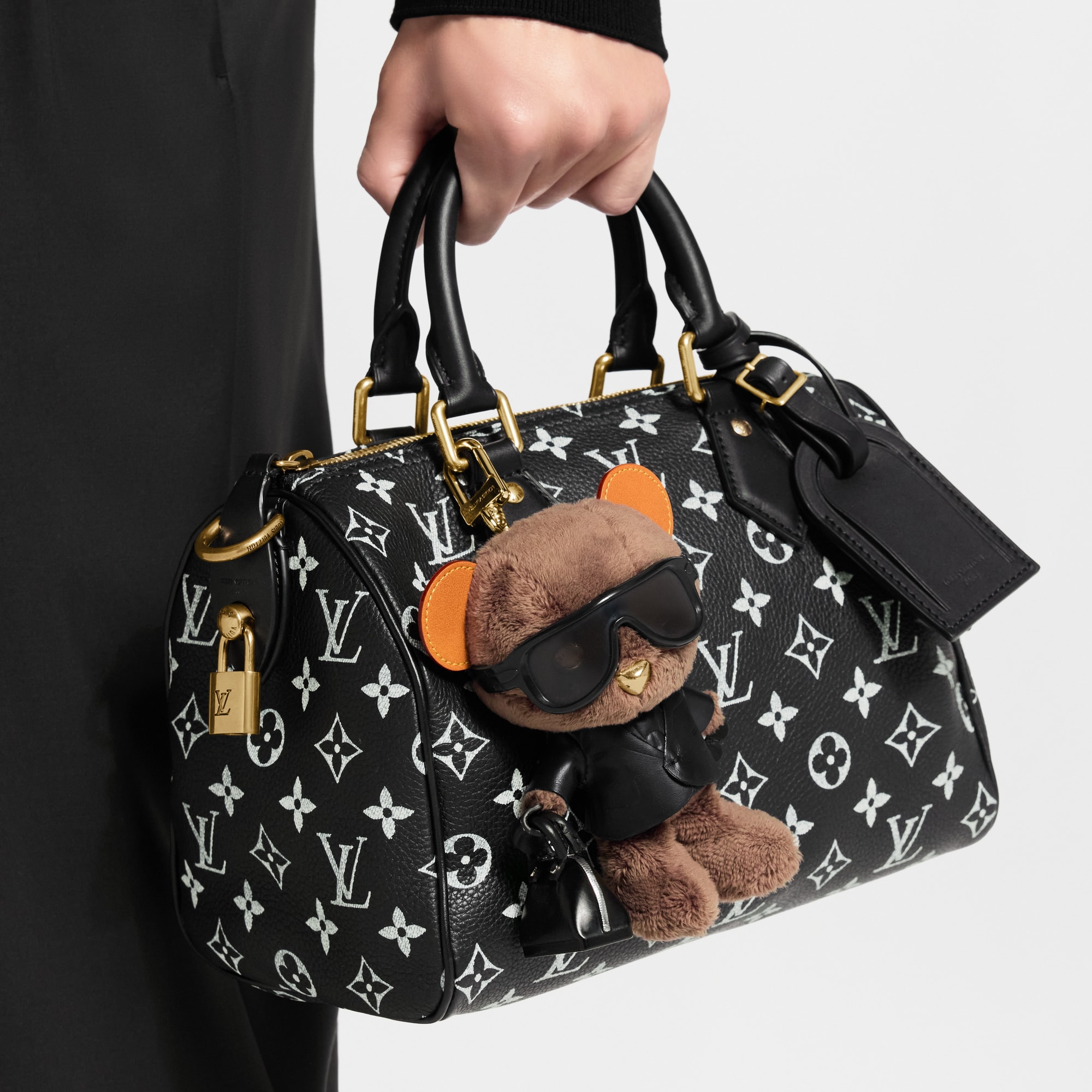 LV Dog Bag Charm S00 - Men - Accessories | LOUIS VUITTON ®